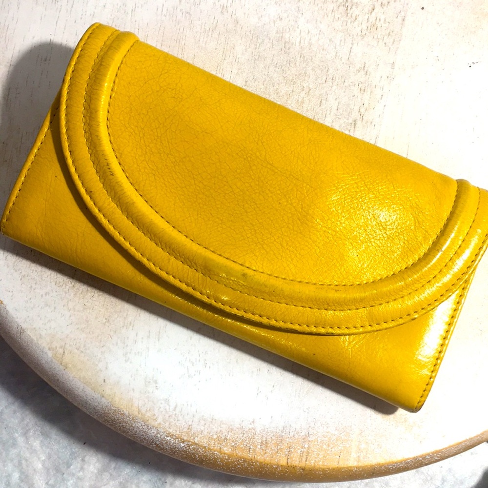 Hobo yellow leather check wallet